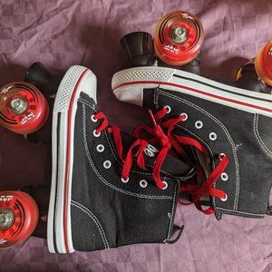 Like new: Uber cute roller skates(sneaker style)